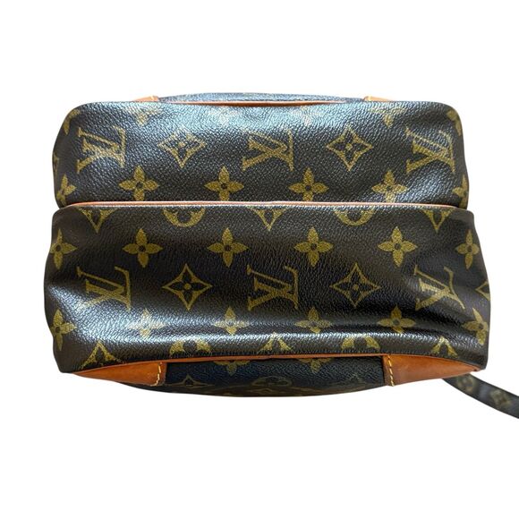 Authentic Louis Vuitton Monogram Crossbody Bag Amazon GM Large Unisex Women - Picture 3 of 7